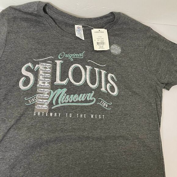 New! Hudson’s news| Souvenir Tee| Soft|Cotton|Medium|St. Louis - Picture 12 of 13